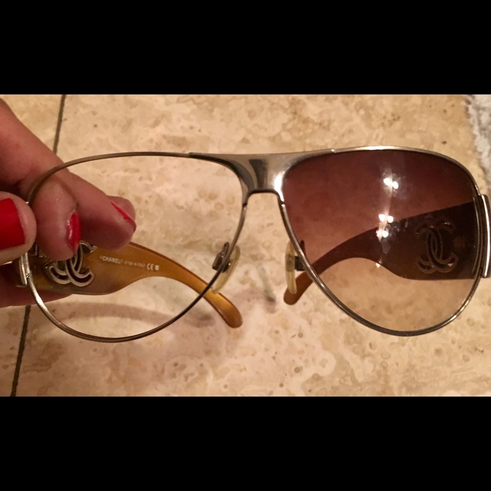 Awesome Large Chanel Aviators with missing lense.